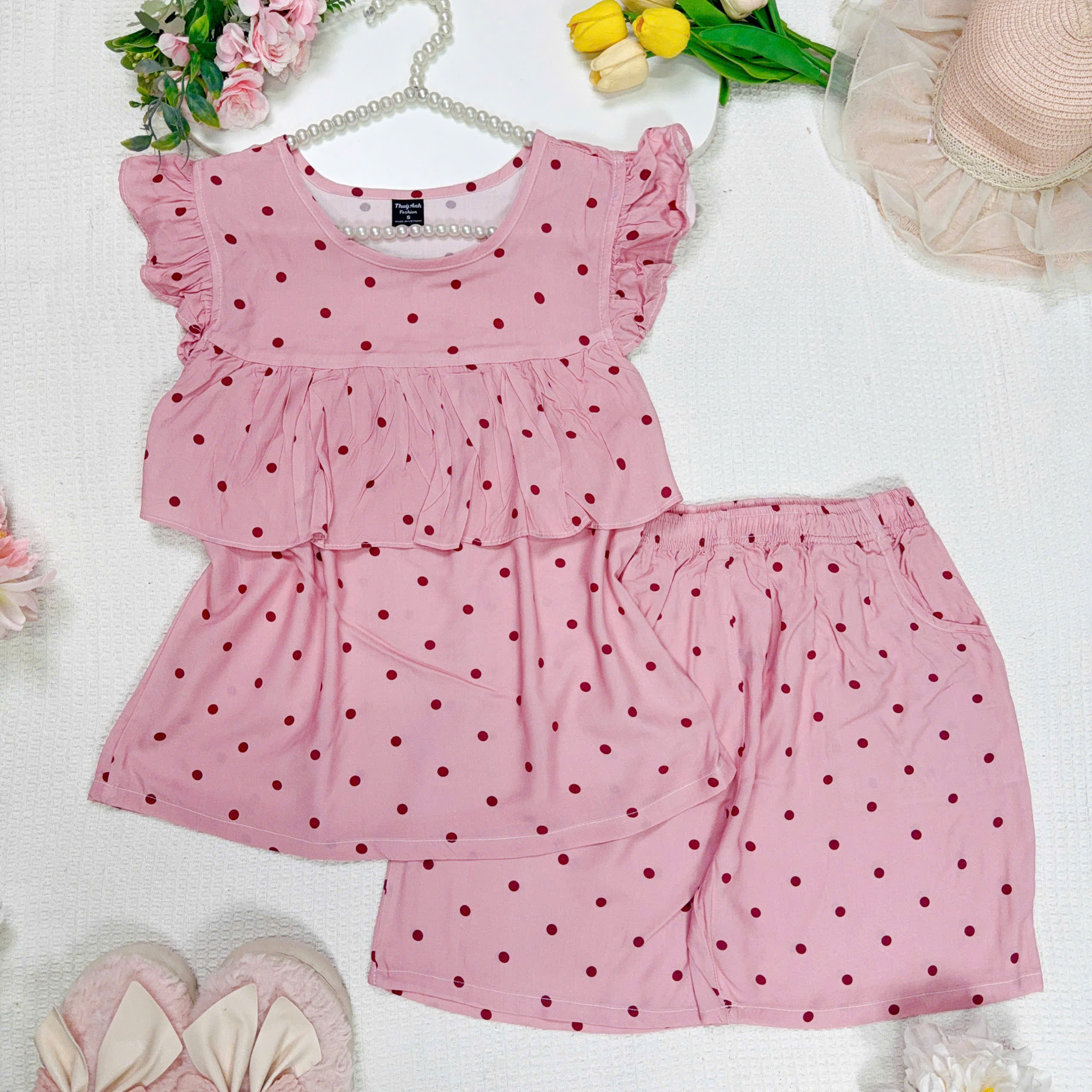 NL cánh tiên quần đùi bèo ngực