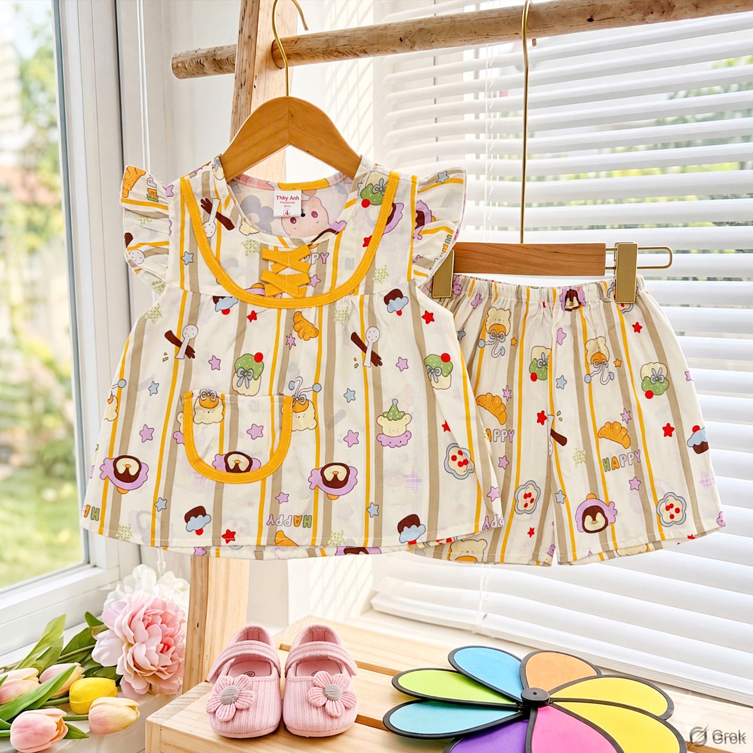 bé gái - cánh tiên quần đùi lớn