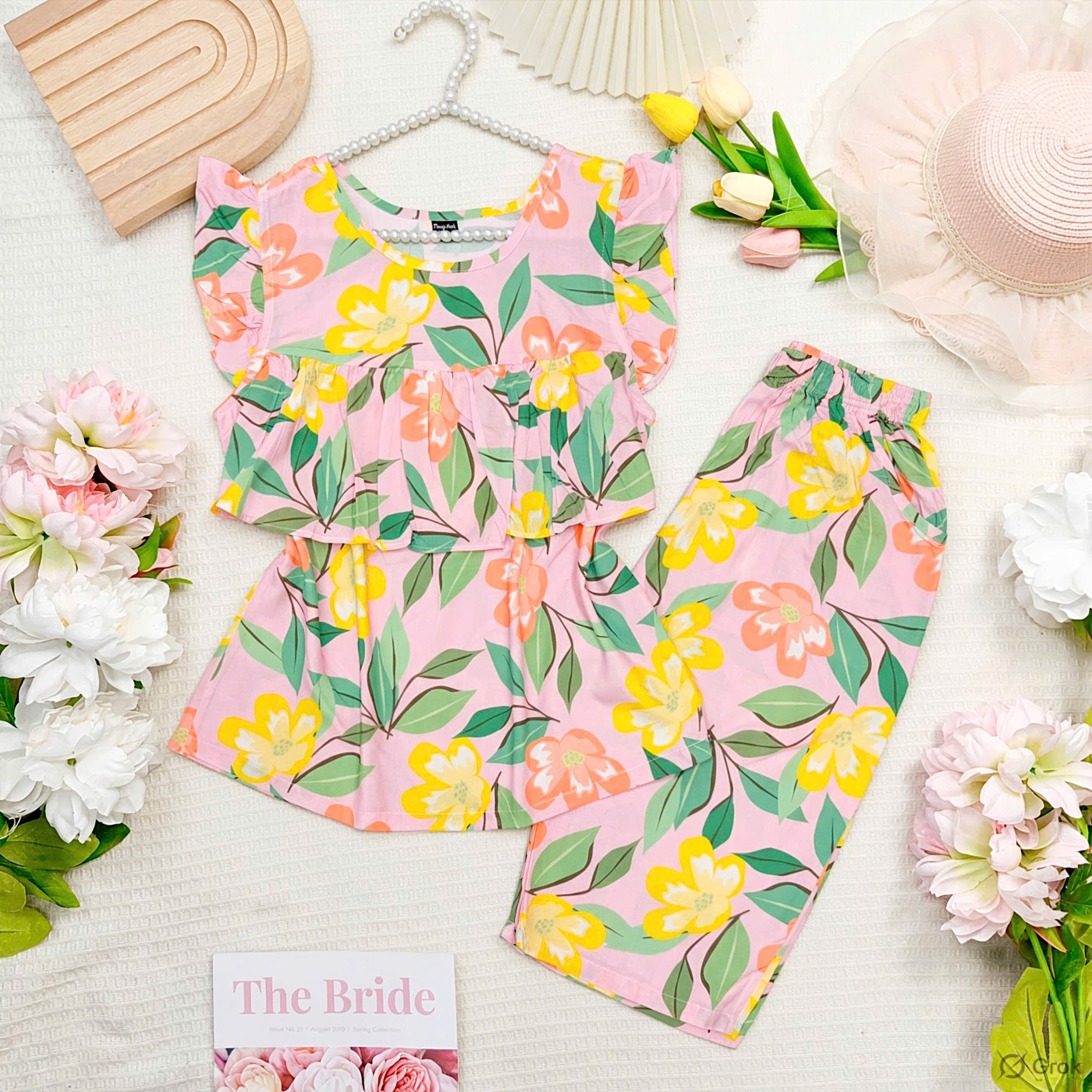 CÁNH TIÊN LỬNG BÈO NGỰC