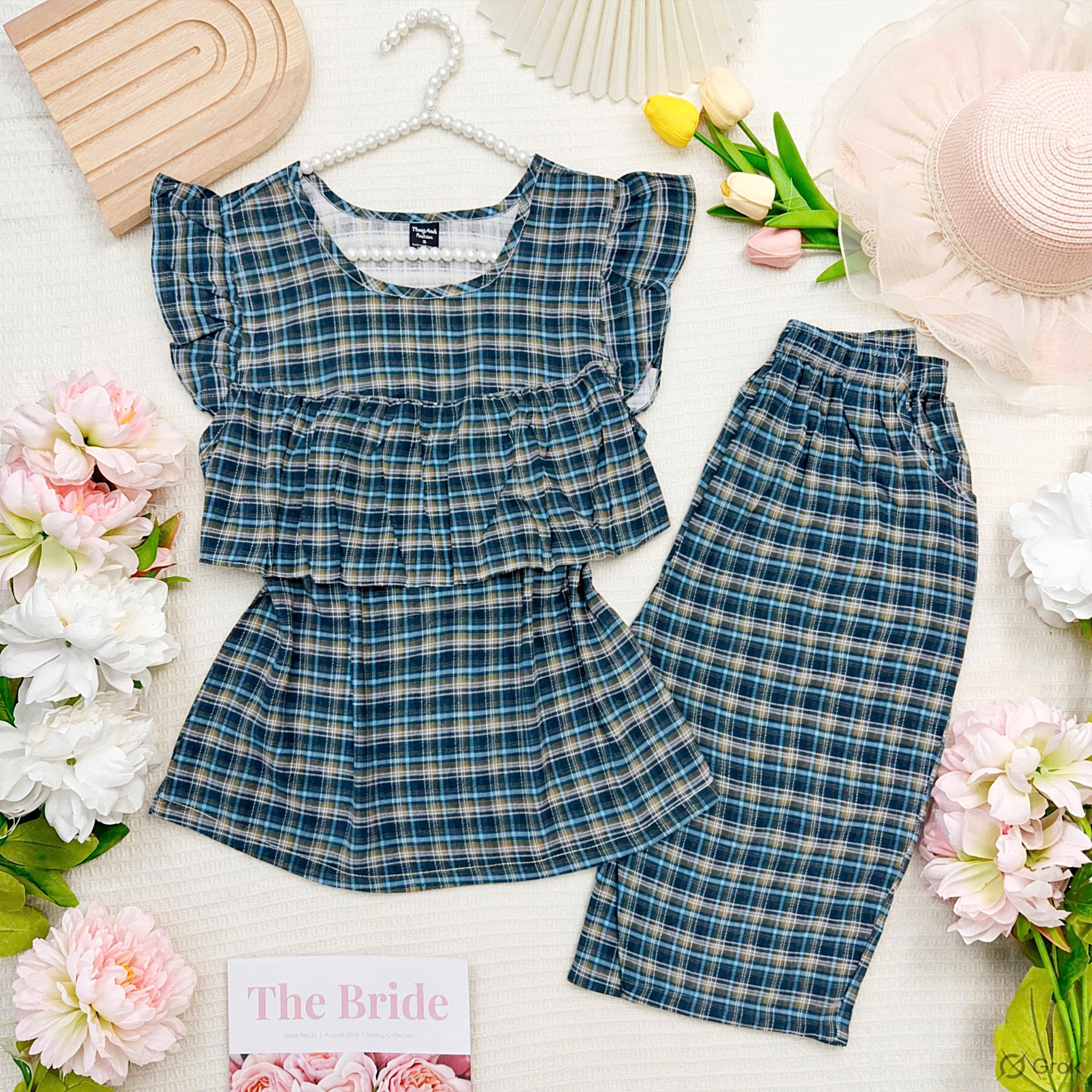 CÁNH TIÊN LỬNG BÈO NGỰC