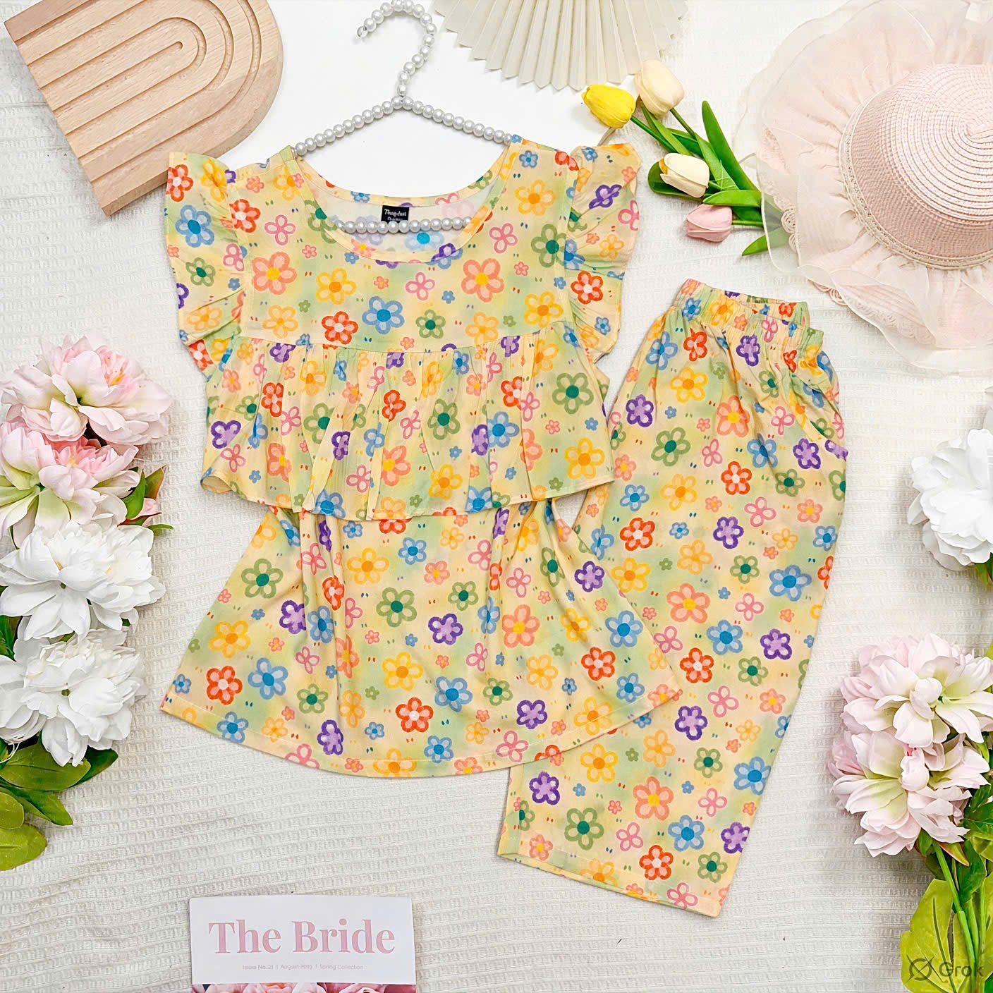 CÁNH TIÊN LỬNG BÈO NGỰC
