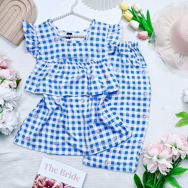 CÁNH TIÊN LỬNG BÈO NGỰC