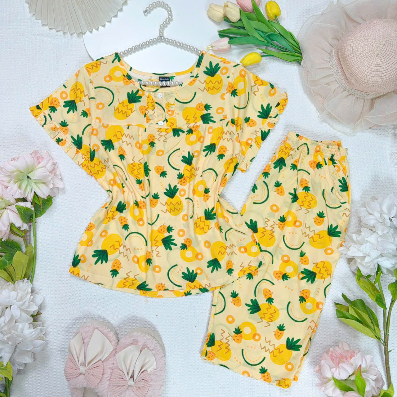 NL tay ngắn quần lửng