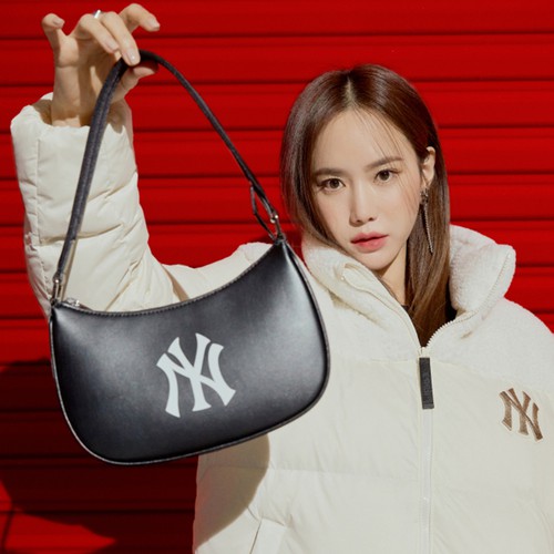 Túi MLB Monogram Jacquard Bucket Bag New York Yankees 3ABMS012N50BLL