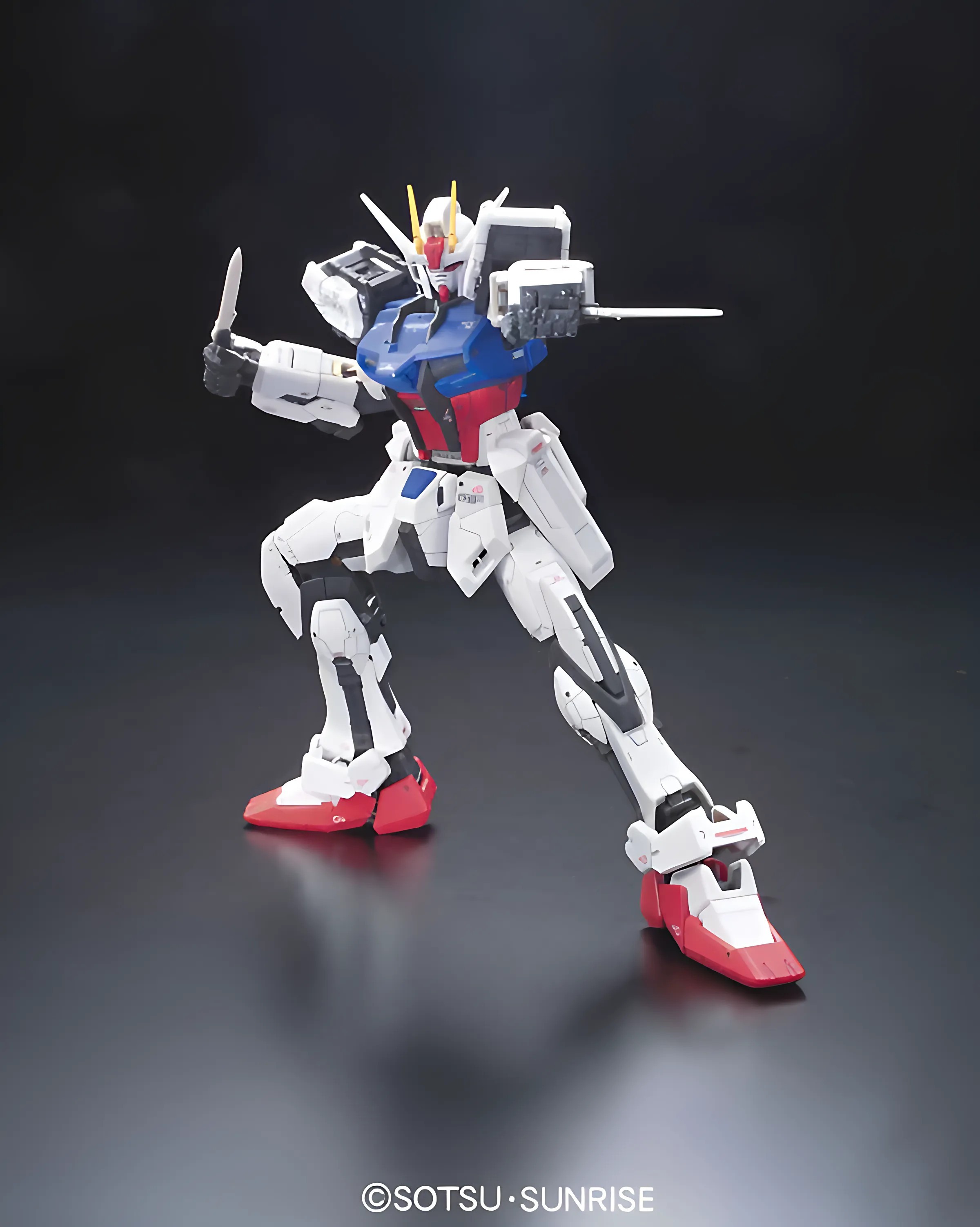 Mô hình RG Aile Strike Gundam