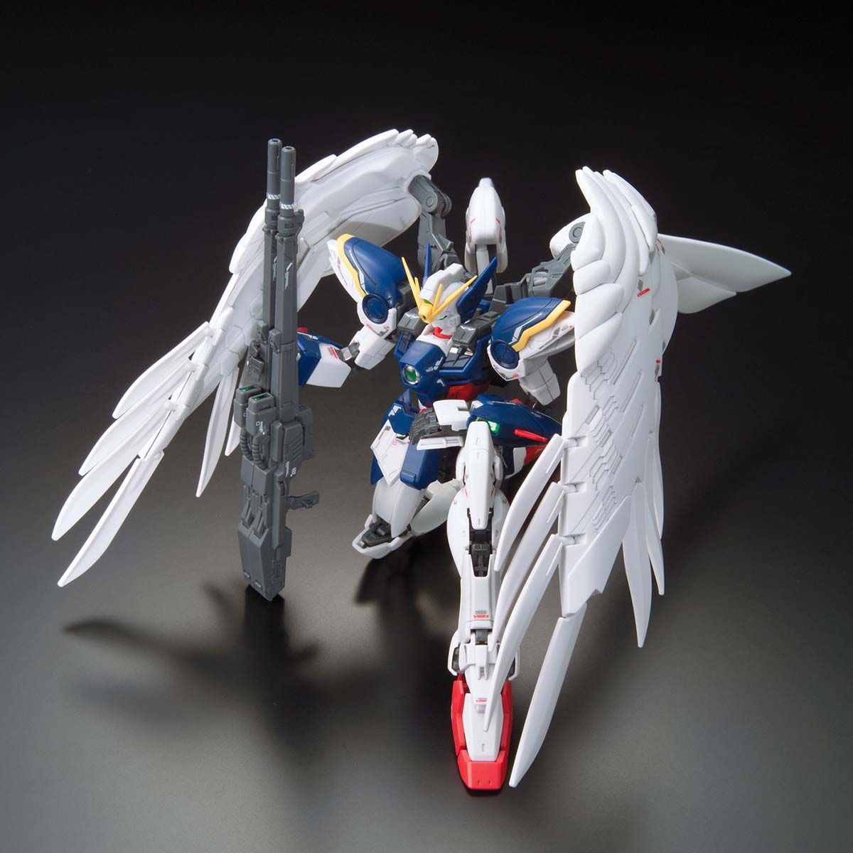 Mô hình RG Wing Gundam Zero EW