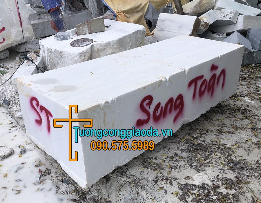 Đá nguyên liệu tượng thánh anton đá trắng đẹp