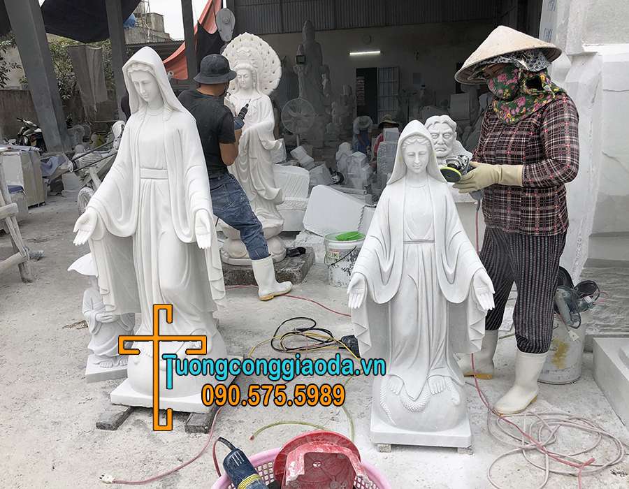 Mài bóng Tượng đức mẹ ban ơn đá nguyên khối đẹp