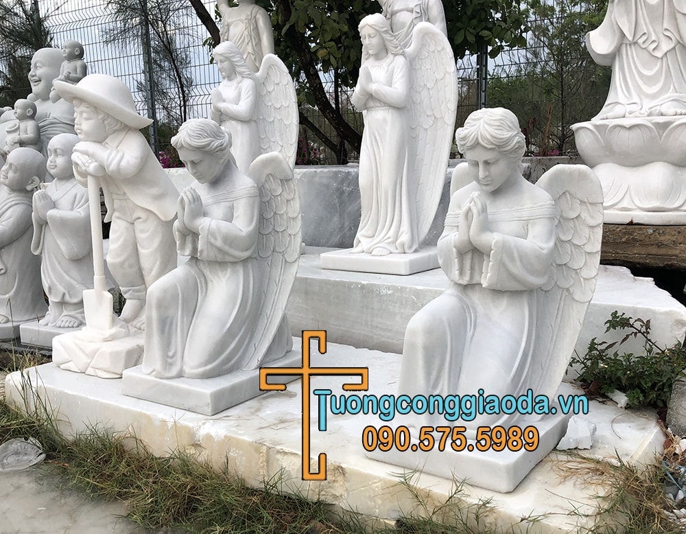 Tuong-co-gai-thien-than-chap-tay-quy-goi-bang-da-dep-tai-Lam-Dong (2)