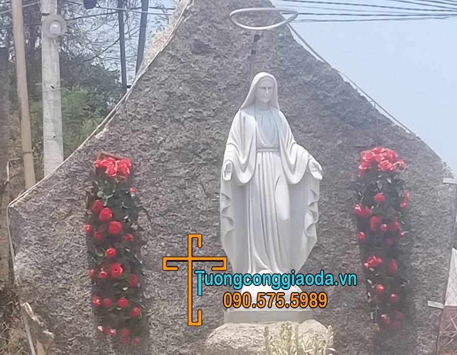 Tượng đức mẹ ban ơn bằng đá trắng đẹp về KonTum