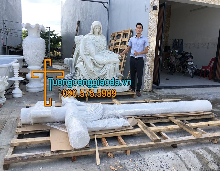 Tượng Đức Mẹ Sầu Bi Bằng Đá Trắng Đẹp Cao 1m6 Và Thánh Giá Cao 3m
