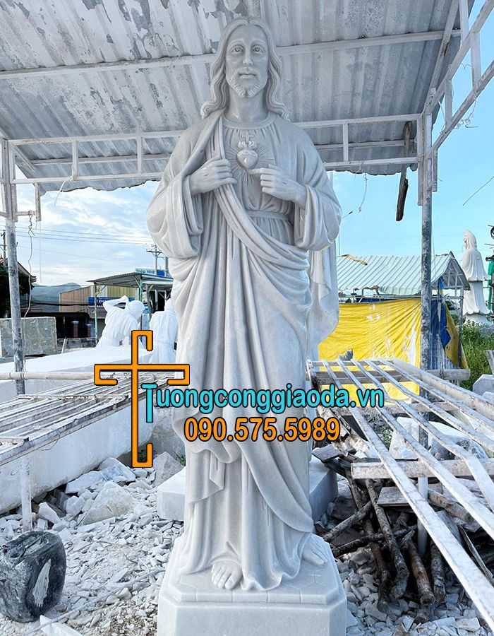 Tượng Chúa Thánh Tâm Đá Đẹp Đà Nẵng