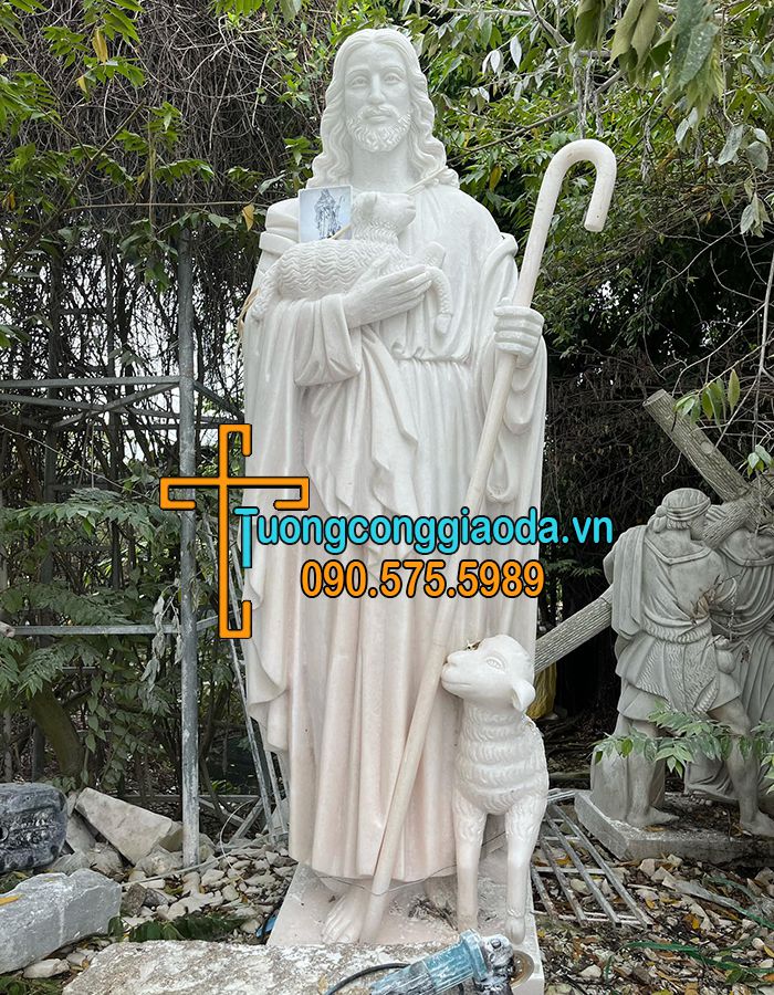 Tượng Chúa Giêsu Ôm Cừu Bằng Đá Trắng Đẹp