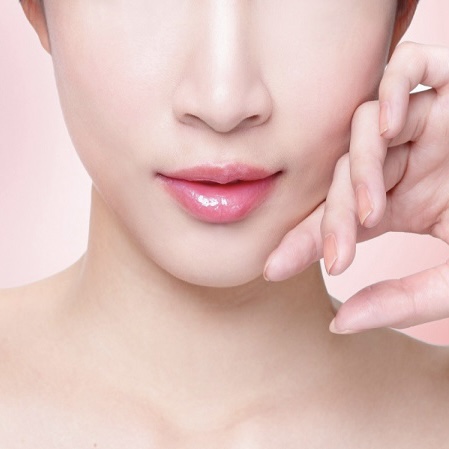 Bí quyết giữ môi luôn mềm mại với nguyên liệu tại nhà