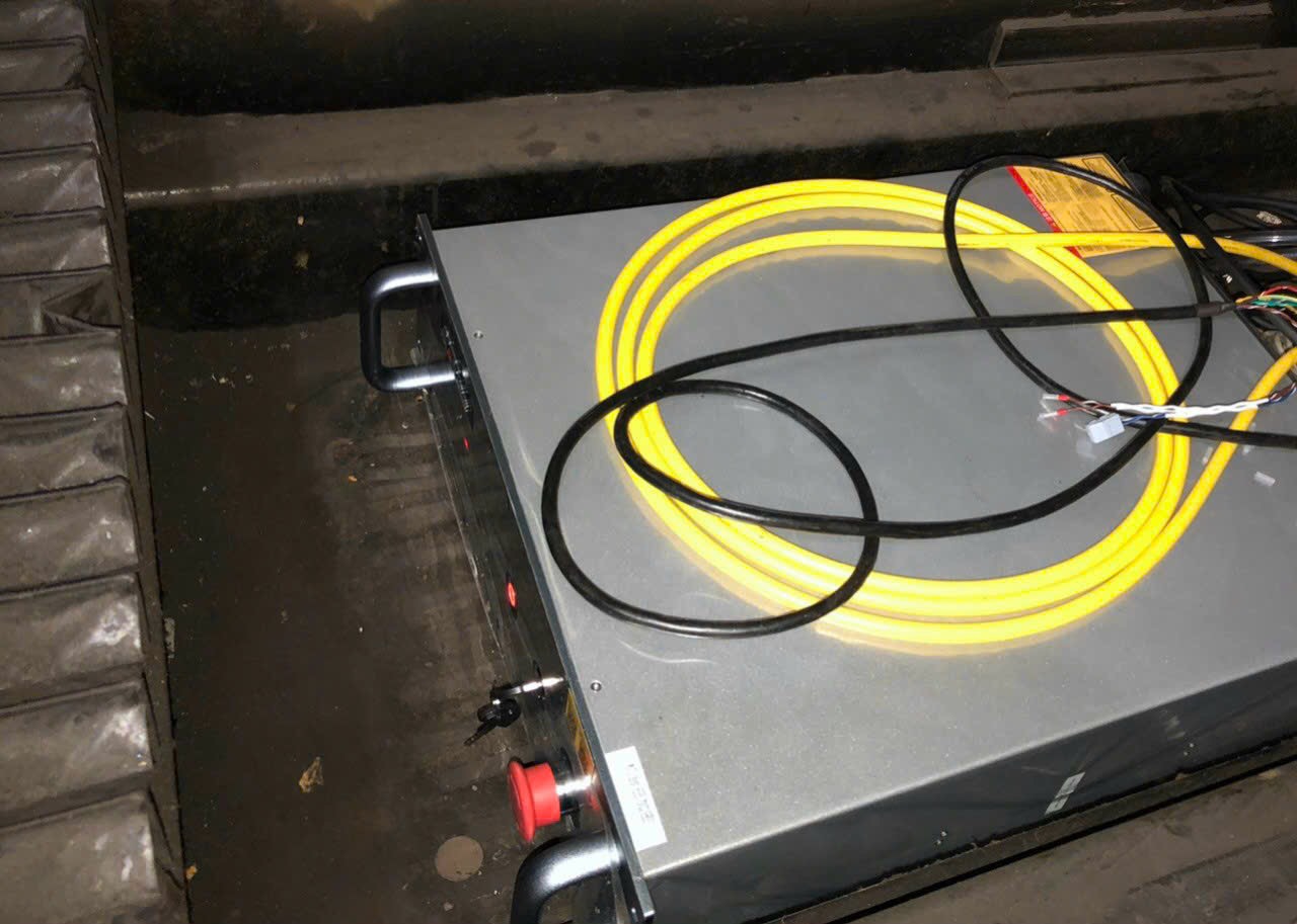 Nâng cấp nguồn laser 1500w cho khách hàng Đông Anh
