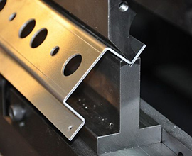 Máy chấn gấp kim loại