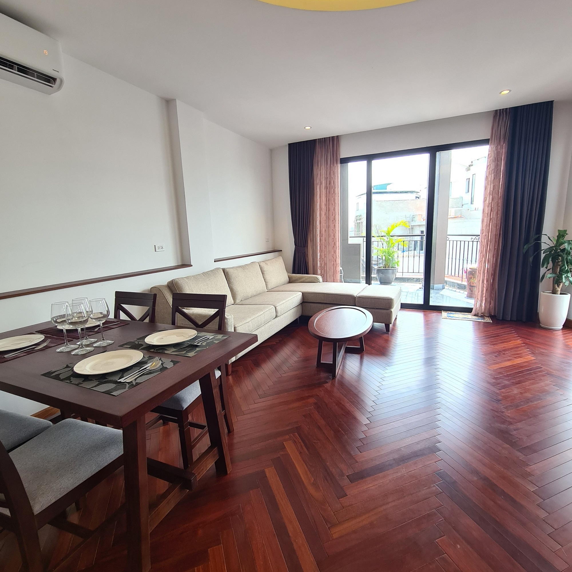 TOM Building 2 bed room