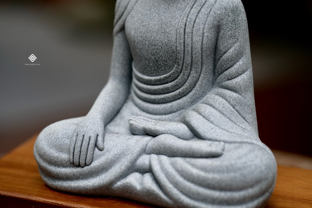 Tượng Phật thiền đá sa thạch 14cm