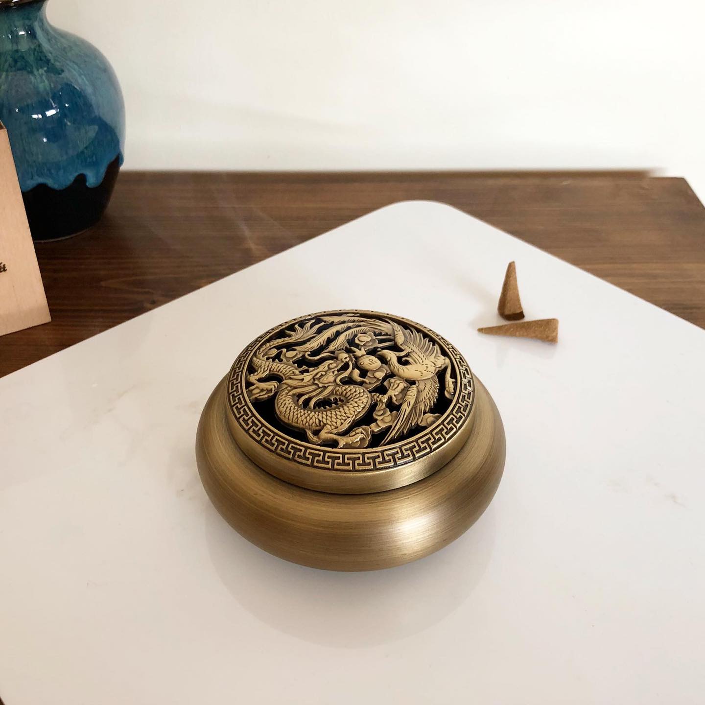 Lư đồng rồng phượng vàng
