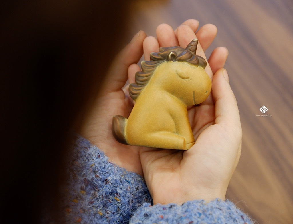 Tượng đồng bé kỳ lân