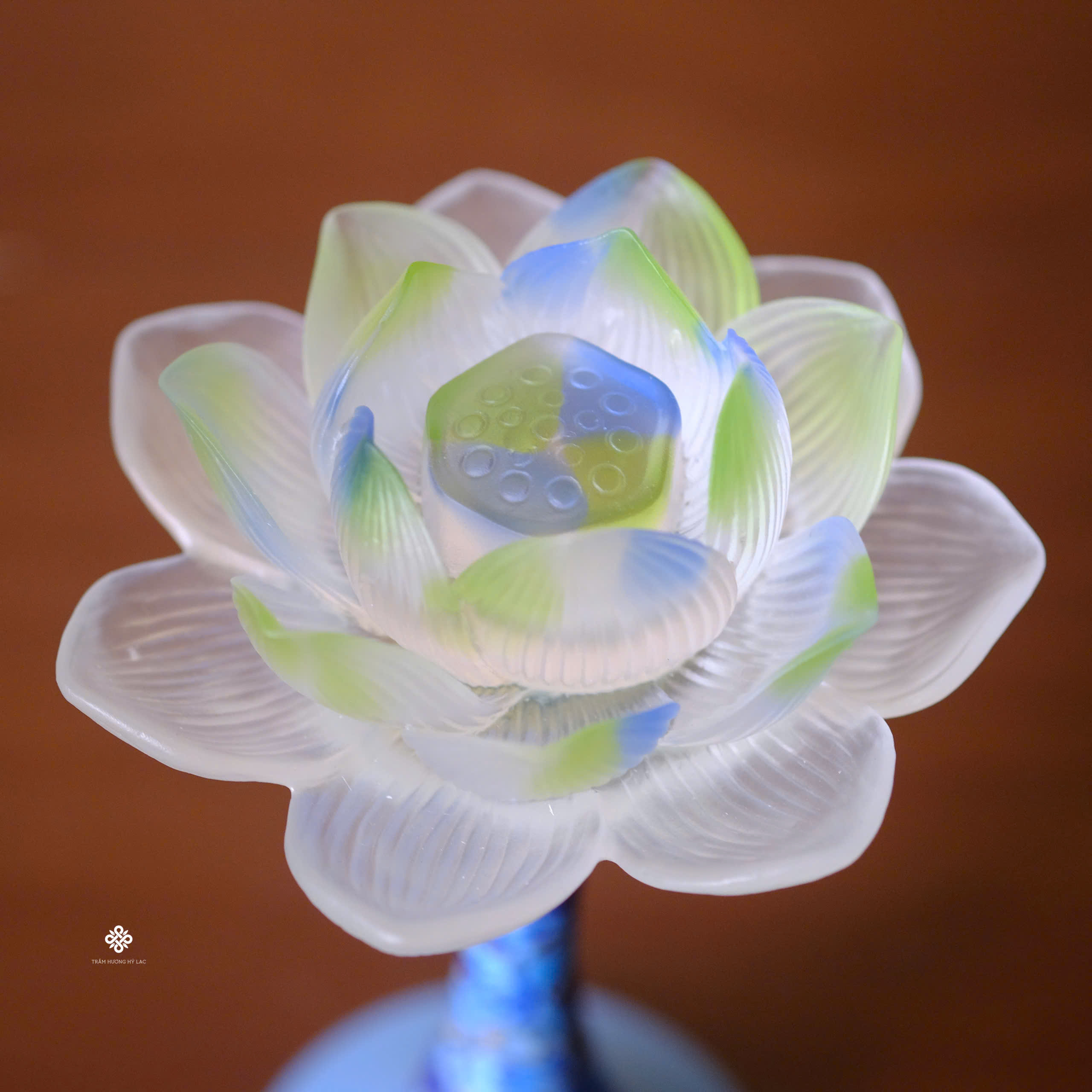 Ban thờ đồng vân lam