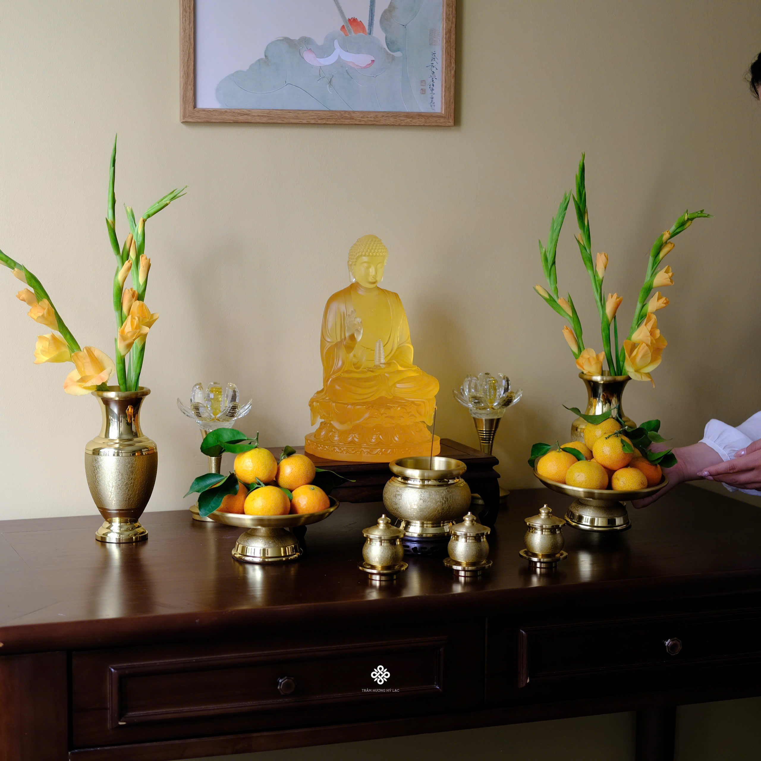 Ban thờ đồng kim vân