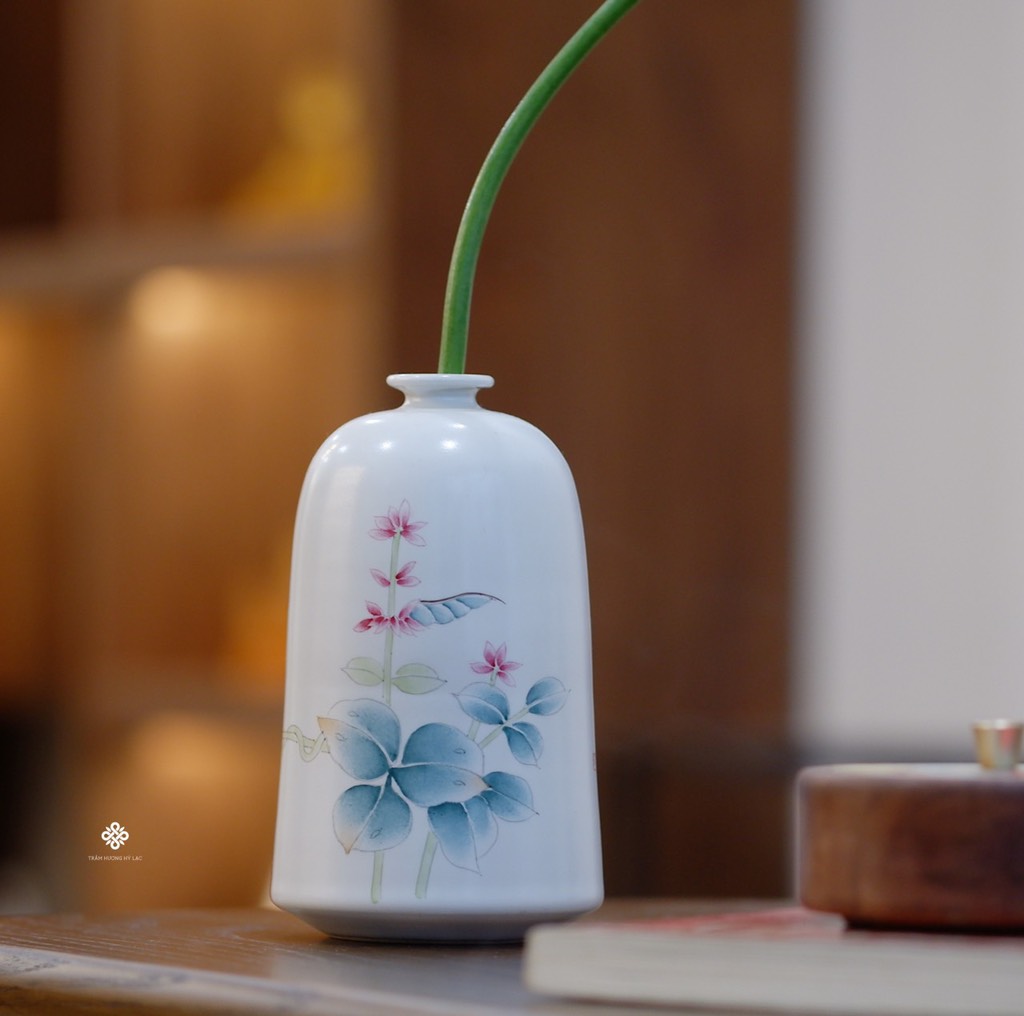 Bình gốm hoa lá vẽ tay 14cm