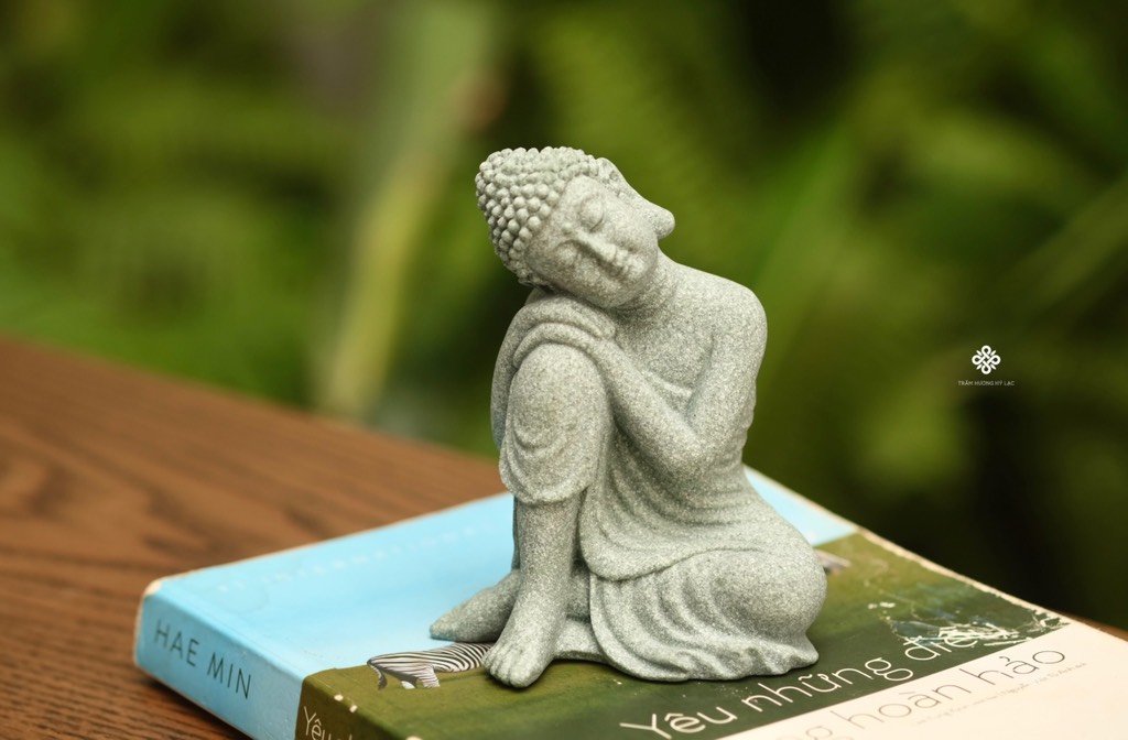 Tượng Phật an nhiên đá sa thạch 9.5cm