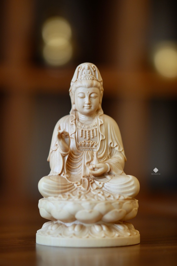 Tượng Quan Âm Bồ tát gỗ hoàng dương lá nhỏ 10cm