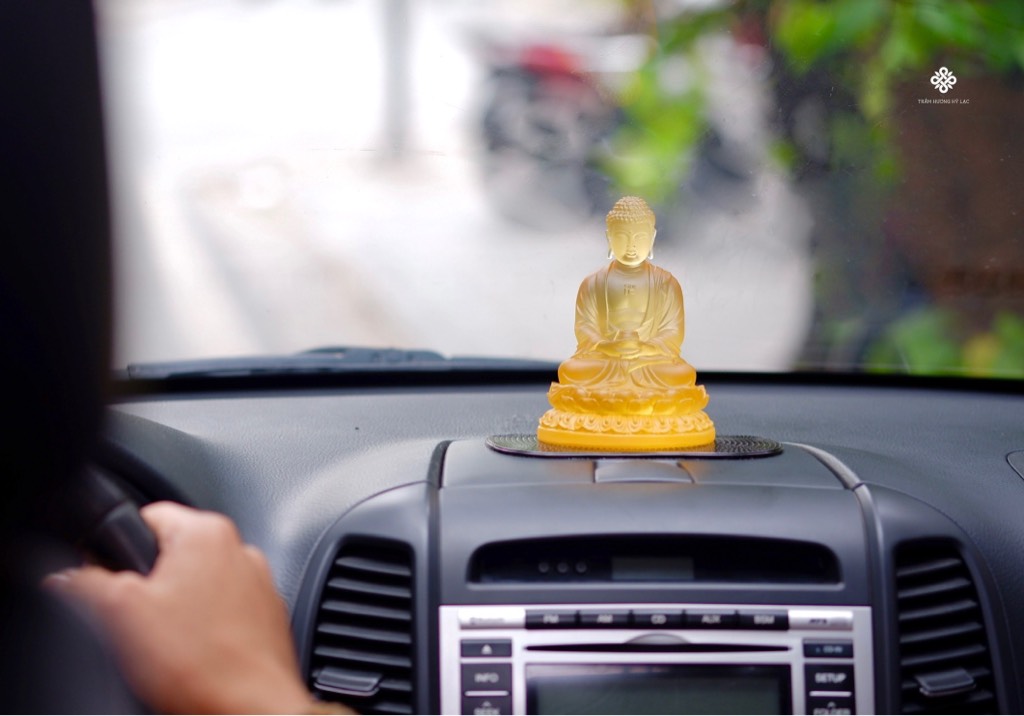 Tượng Đức Phật Thích Ca lưu ly vàng 13cm