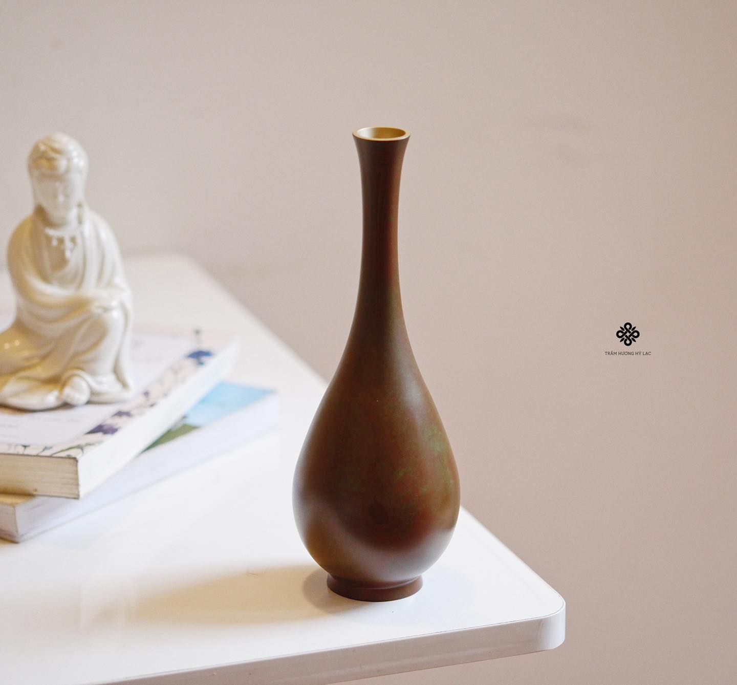 Bình đồng nâu cao cấp