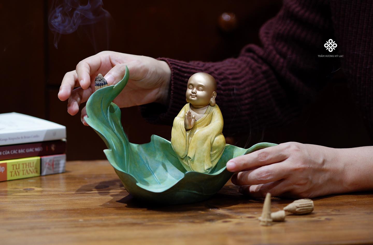 Lư đồng thiền định trên thuyền lá