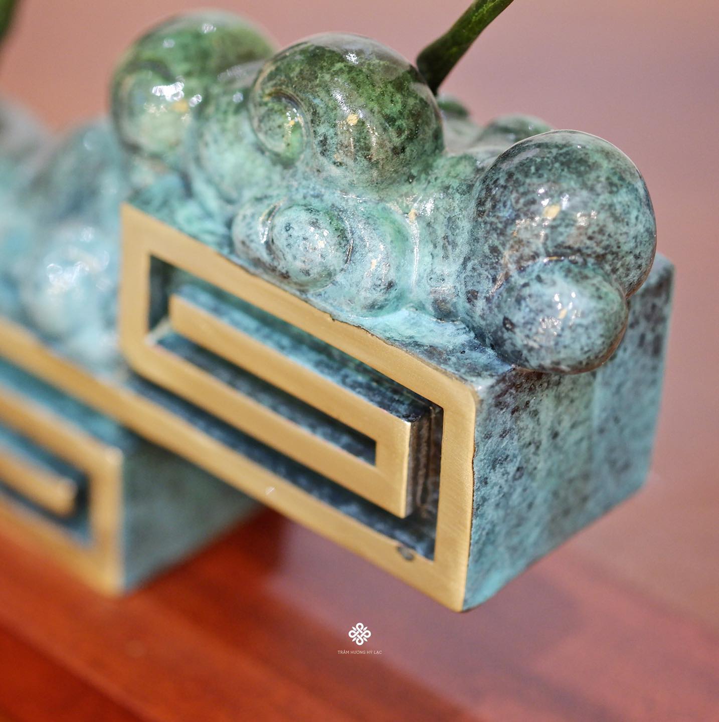 Tượng đồng hươu xanh cát tường