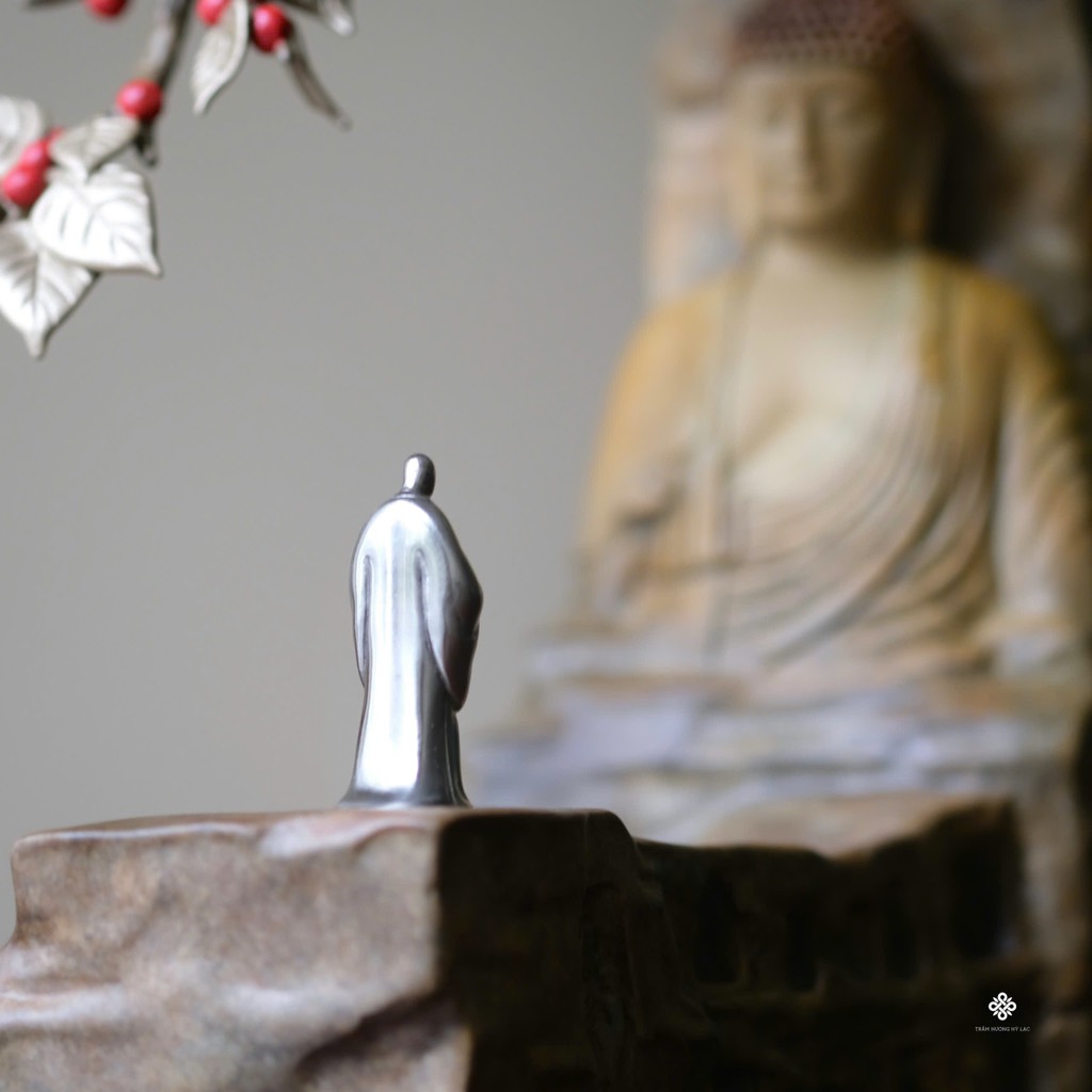 Tượng đồng Nhất tâm cầu Đạo