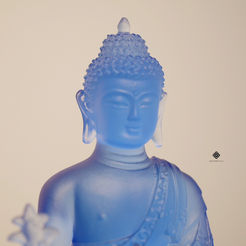 Tượng Đức Phật Dược Sư Liên hoa lưu ly xanh dương