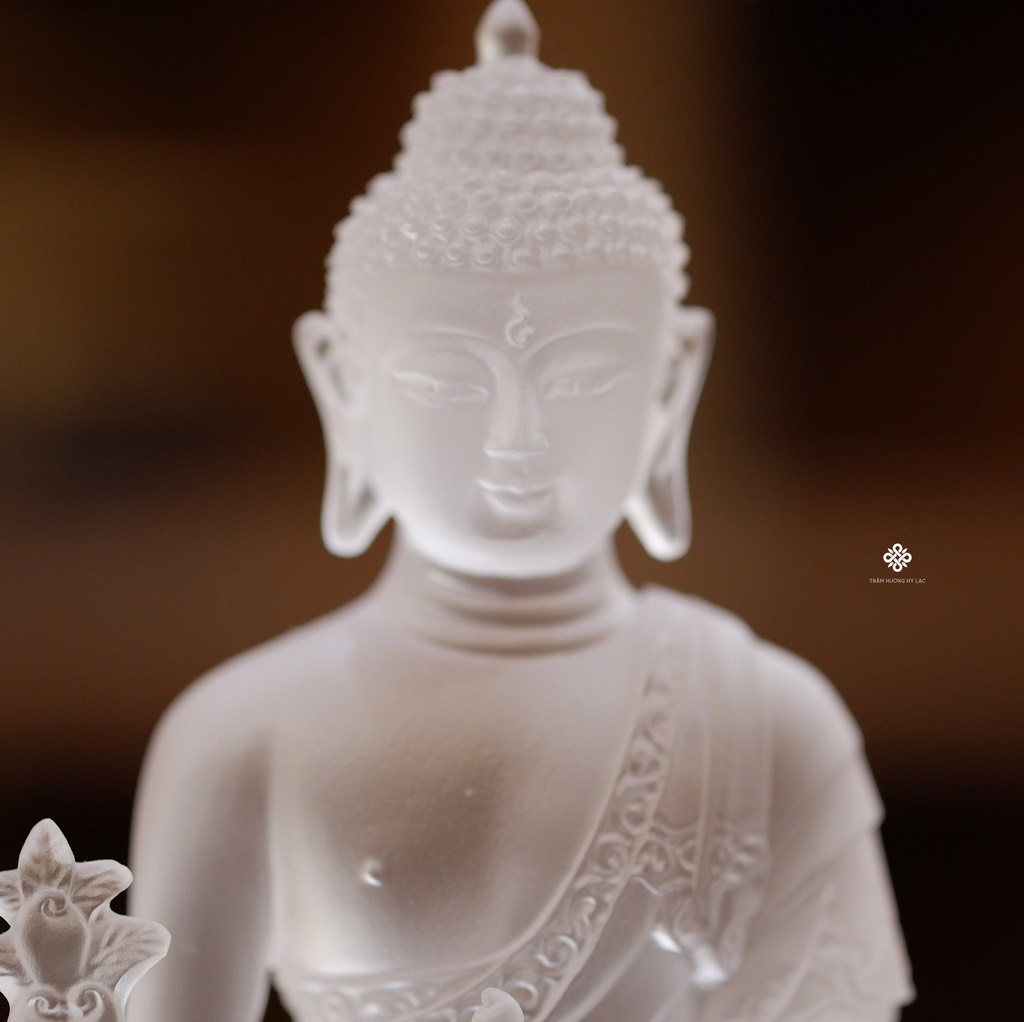 Tượng Đức Phật Dược sư liên hoa lưu ly trắng