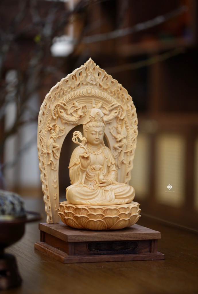 Tượng Quan Âm Bồ tát gỗ hinoki Nhật Bản 25cm