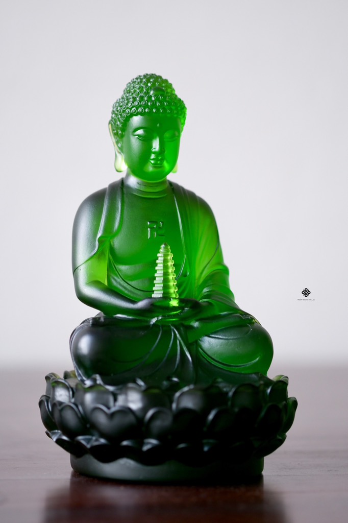 Tượng Đức Phật Dược Sư lưu ly xanh lá 18.5cm