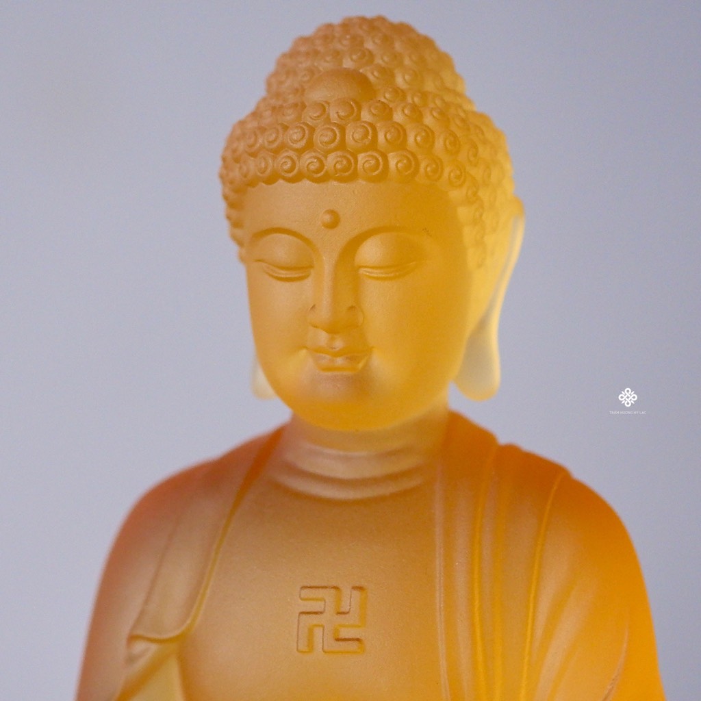 Tượng Phật Thích Ca cầm ngọc như ý lưu ly vàng 22cm