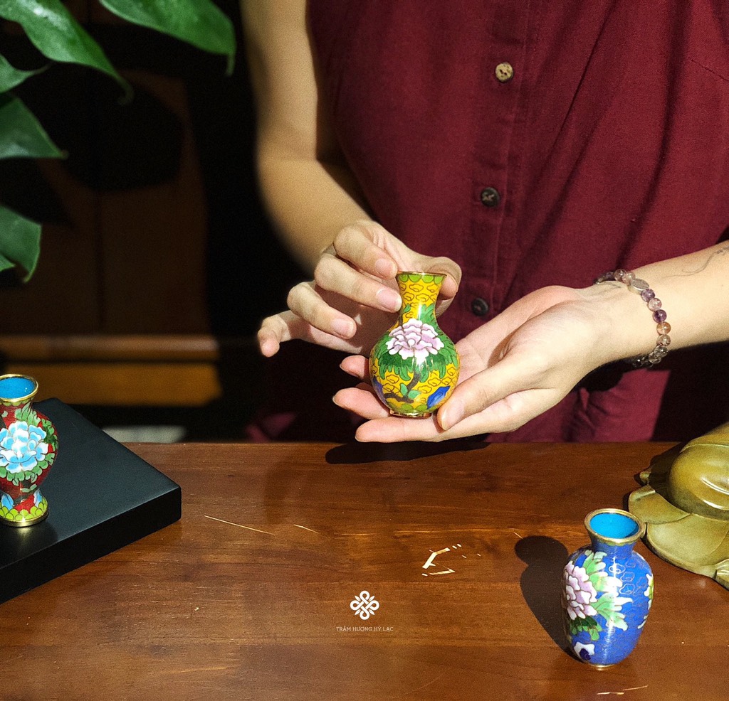 Bộ 5 bình sứ tráng men khảm pháp lam