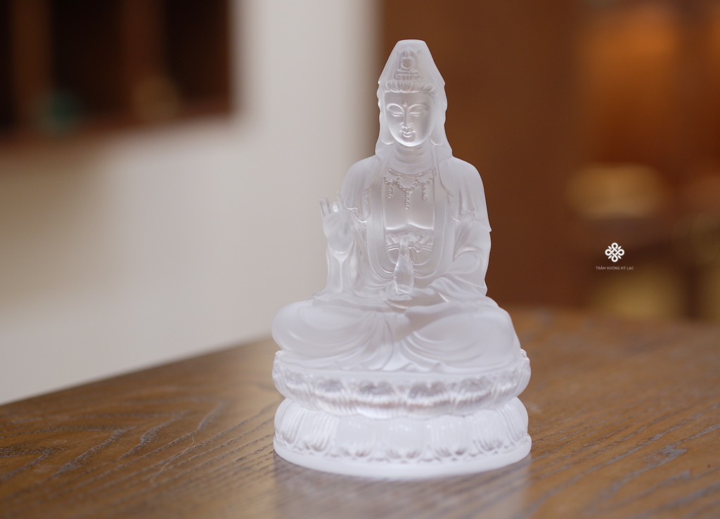 Tượng Quan Âm Bồ tát lưu ly trắng 13cm