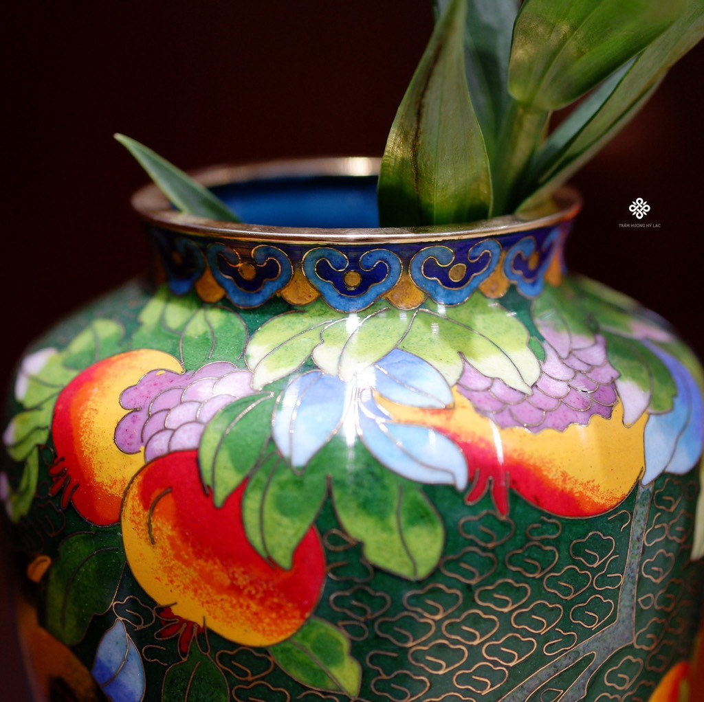 Chum đồng khảm pháp lam màu xanh lục