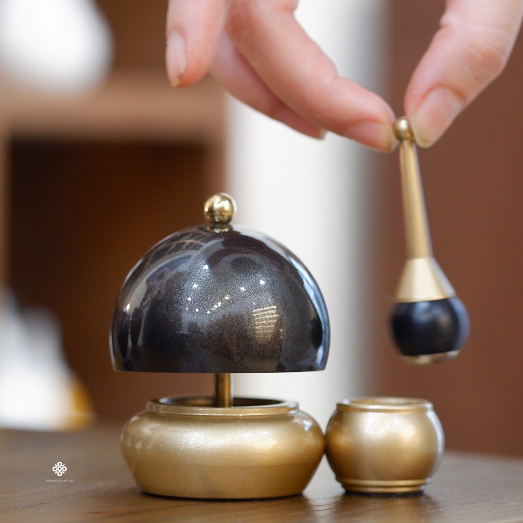 Bộ ban thờ đồng xanh ánh tím Nhật Bản