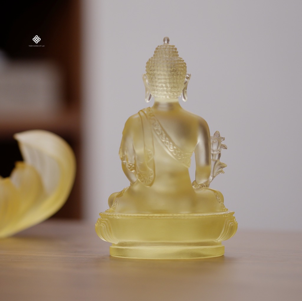 Tượng Đức Phật Dược Sư liên hoa lưu ly vàng