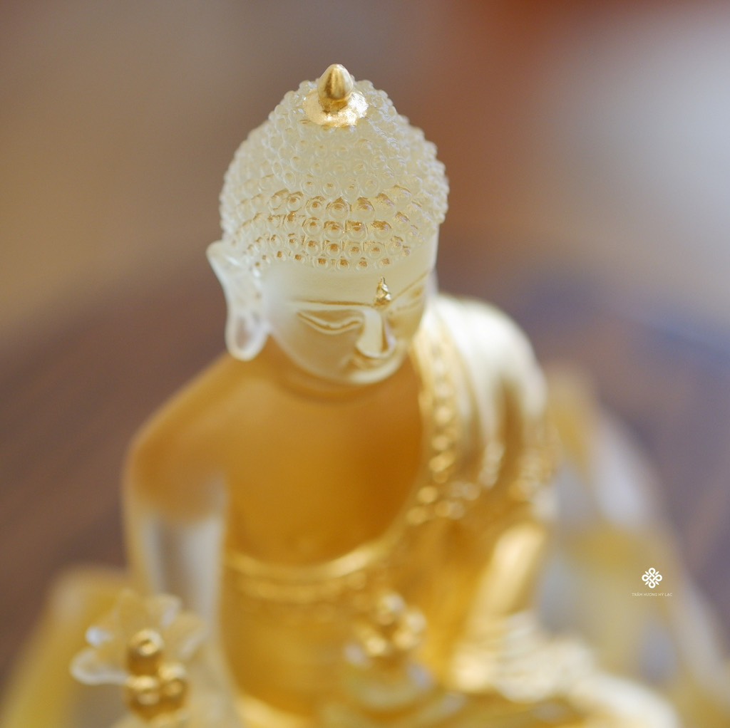 Tượng Đức Phật Dược Sư Liên hoa lưu ly mạ vàng
