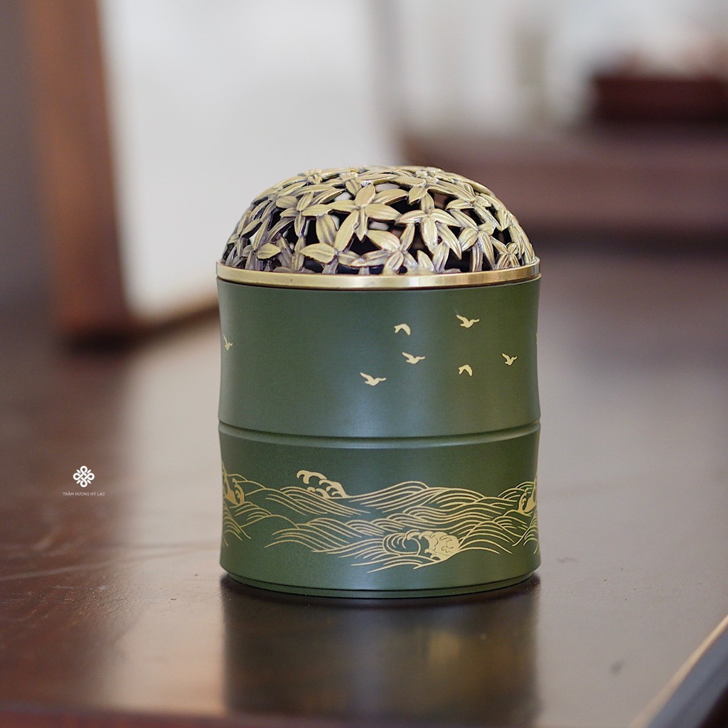 Lư đồng biển hát