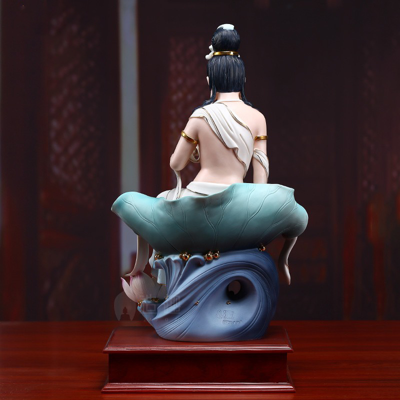 Tượng gốm Quán Tự Tại Bồ tát dòng chảy liên hoa