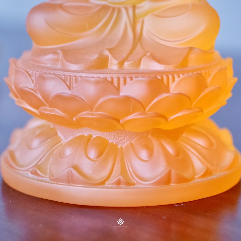 Tượng Phật Thích Ca cầm ngọc như ý lưu ly vàng 22cm