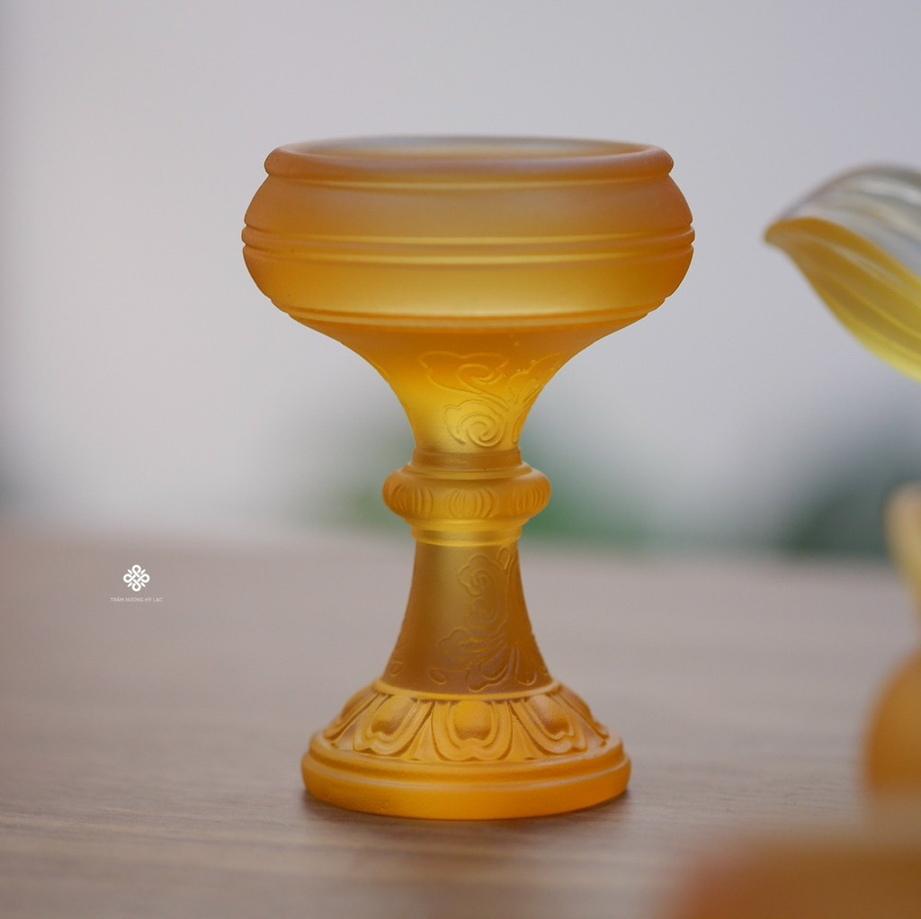 Chân nến vân mây lưu ly vàng