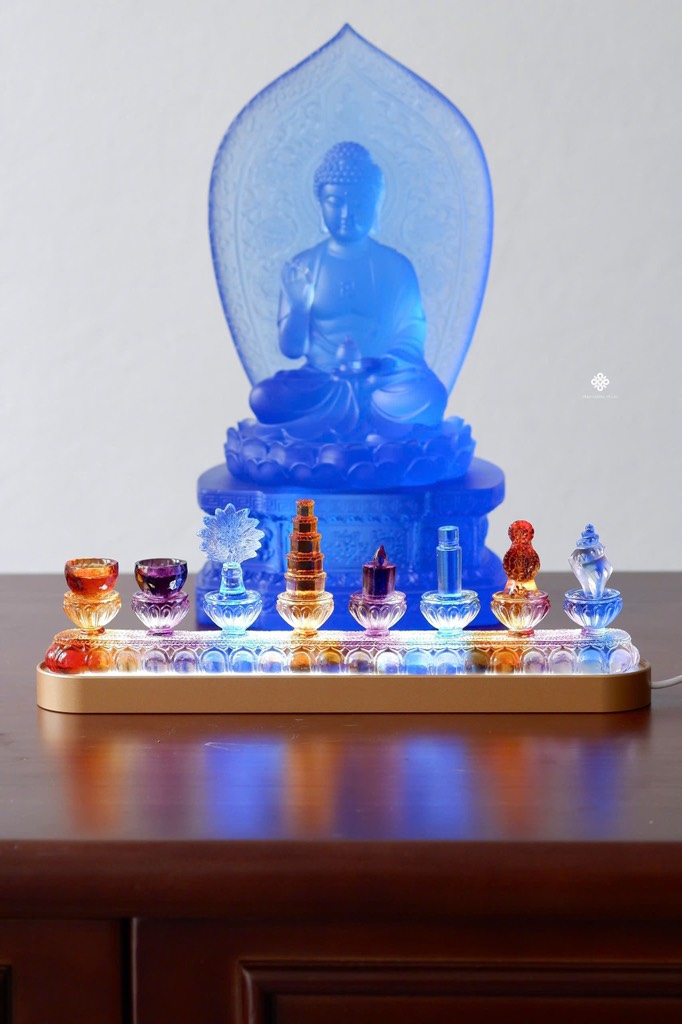 Quý phẩm cúng dường lưu ly ngũ sắc kèm đế đèn led